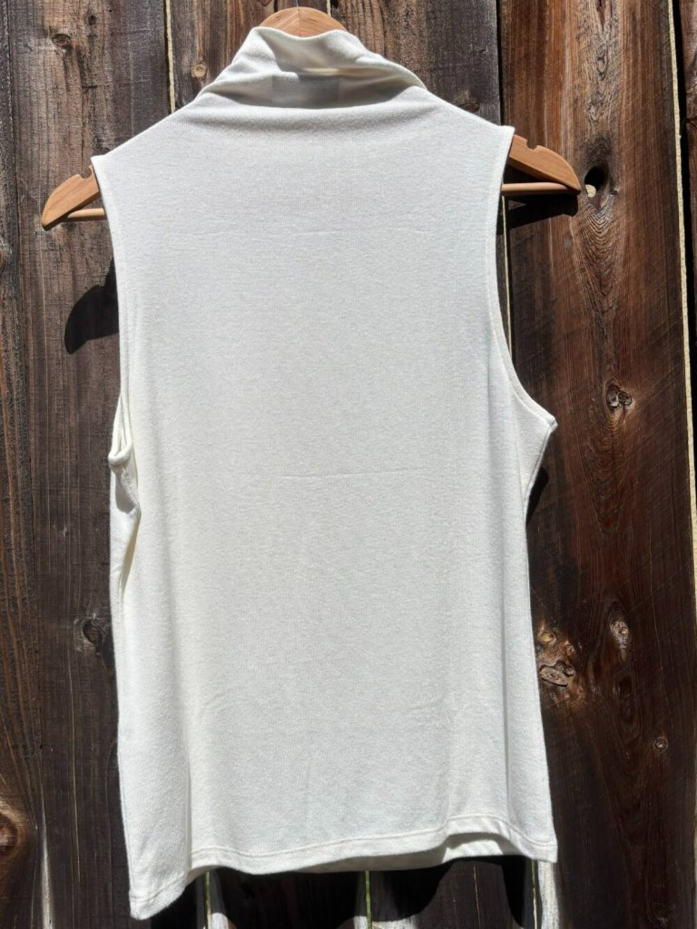 Banana Republic Soft Luxe Sleeveless MockTurtleneck Top Medium - Picture 3 of 6
